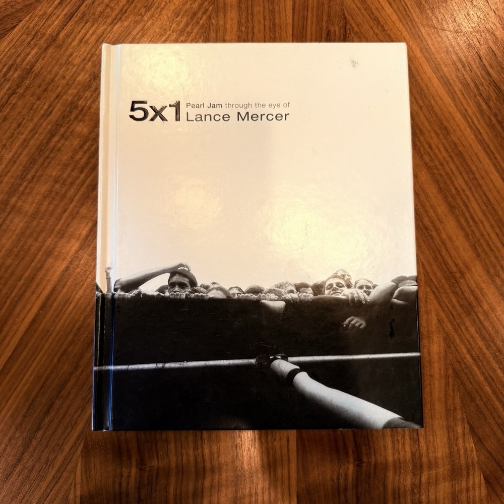 PEARL JAM 5x1 through the eye of Lance Mercer Book Ten Club ISBN 0-9668596-1-8